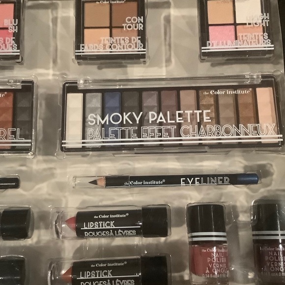 Color Institute Makeup Collection - Picture 4 of 10